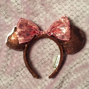 NWOT Ice Cream Minnie Ears Disney 💕